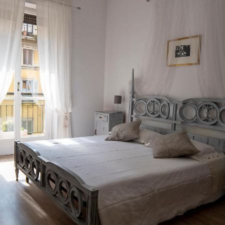 Beautiful Floral Apartment On Navigli Milan Extérieur photo