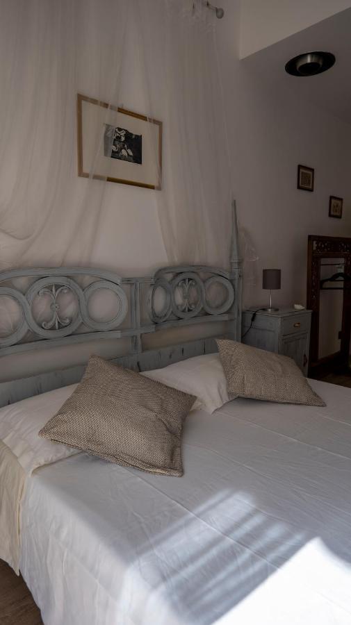 Beautiful Floral Apartment On Navigli Milan Extérieur photo